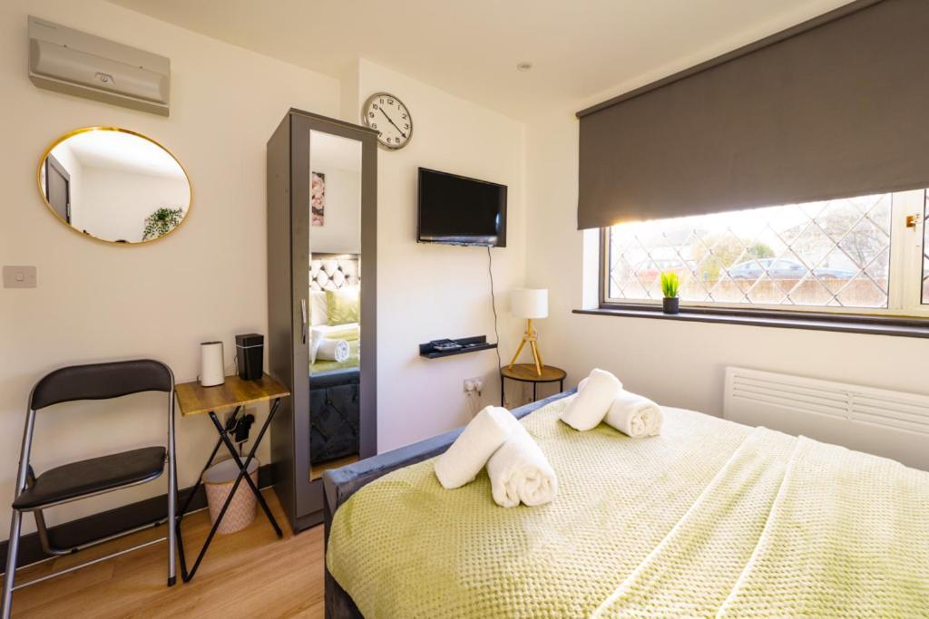 Twickenham Stays Айлворт Экстерьер фото